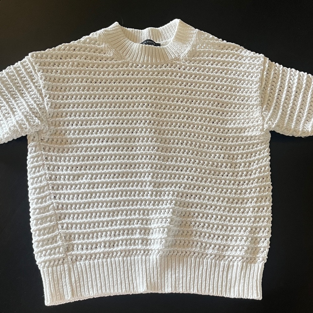 Ann Taylor white knit Crew Neck shirt sleeve Sweater